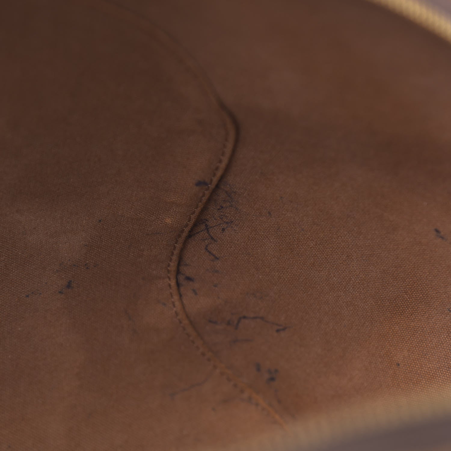 Louis Vuitton Monogram Ellipse MM 15 of 17
