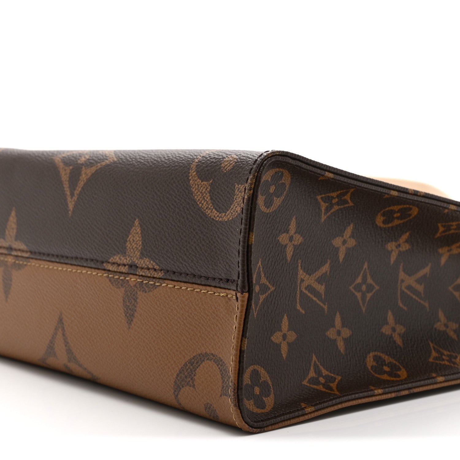 Louis Vuitton Reverse Monogram Giant Onthego PM 10 of 10