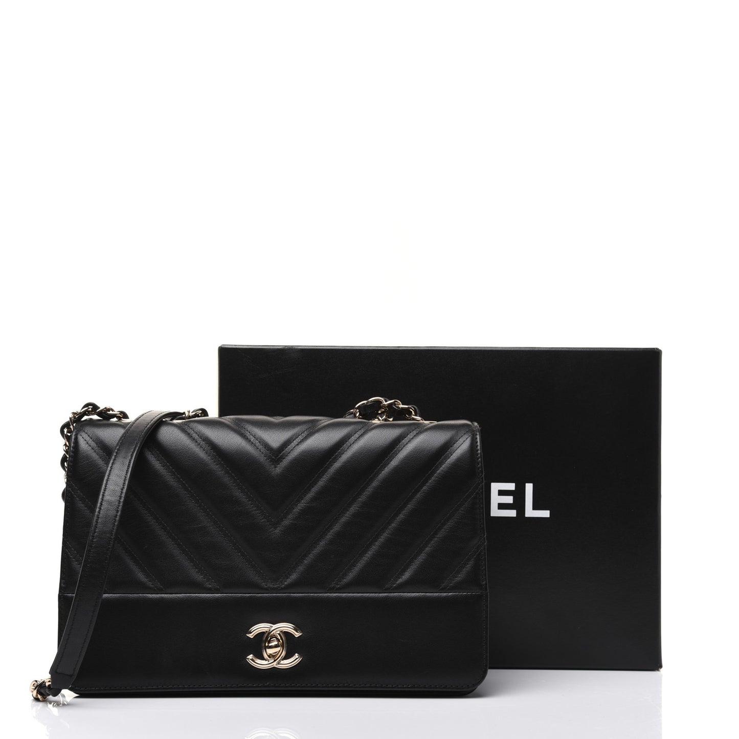 Lambskin Chevron Quilted Flap Black