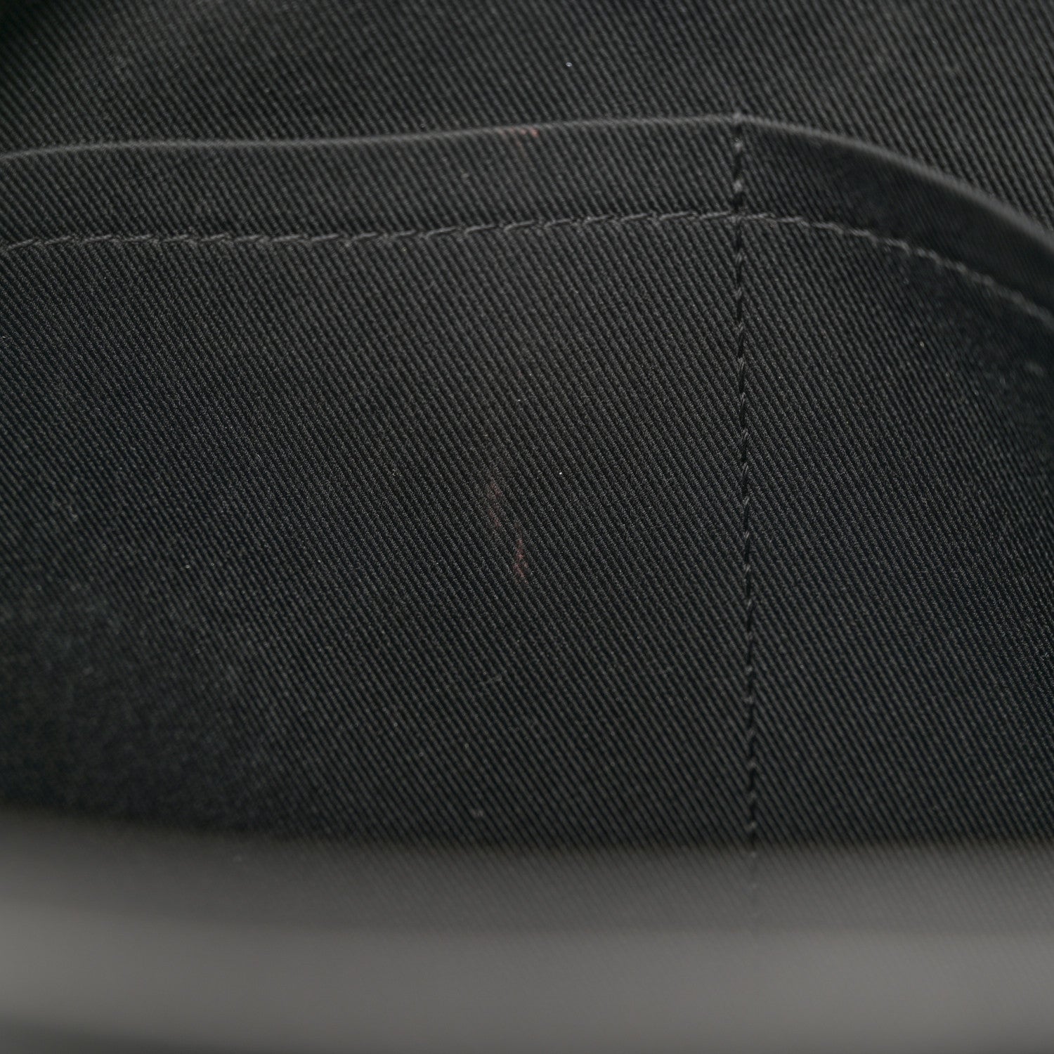 Louis Vuitton Taiga Porte Documents Voyage PM Ardoise 11 of 15