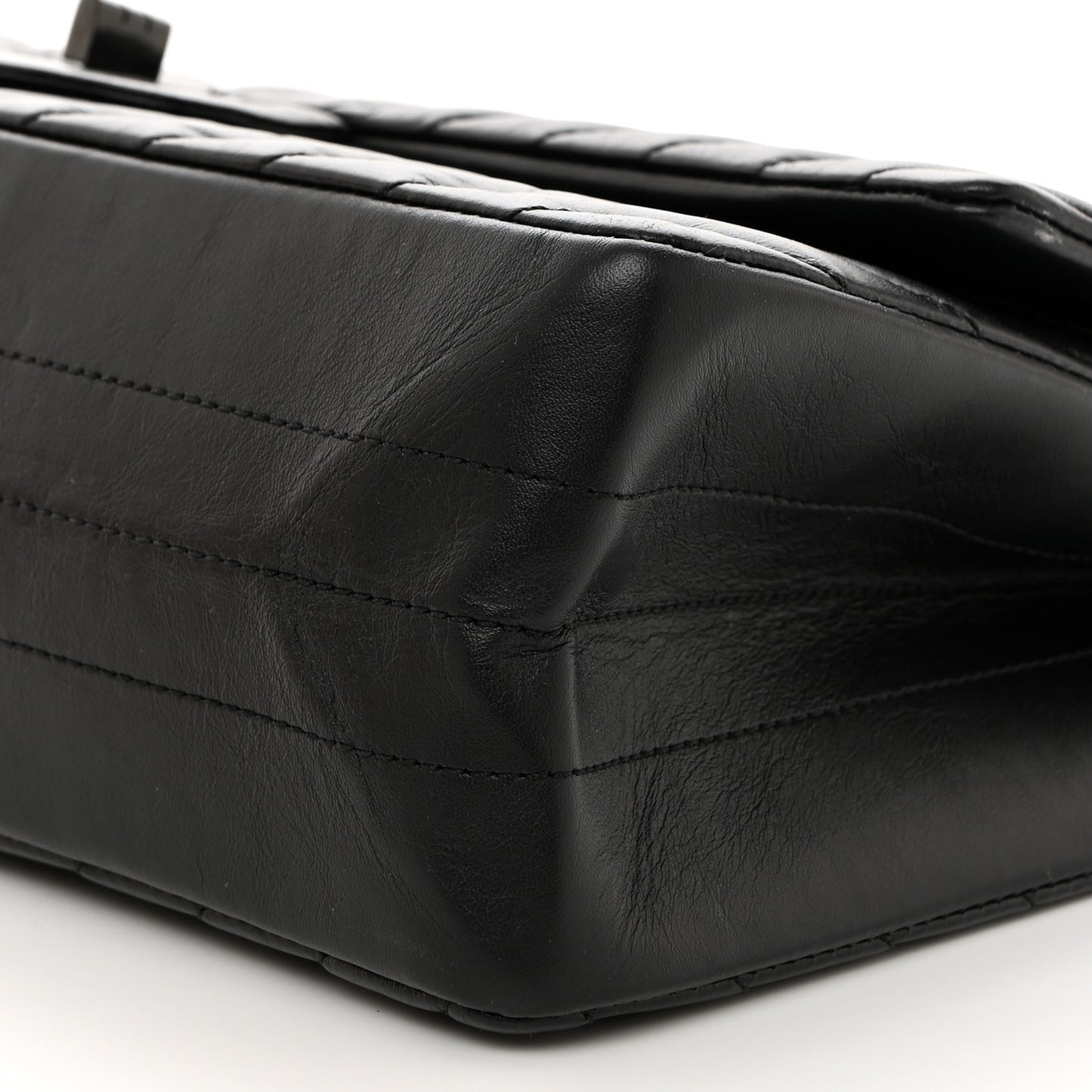 Aged Calfskin Chevron Quilted 2.55 Reissue 226 So Black