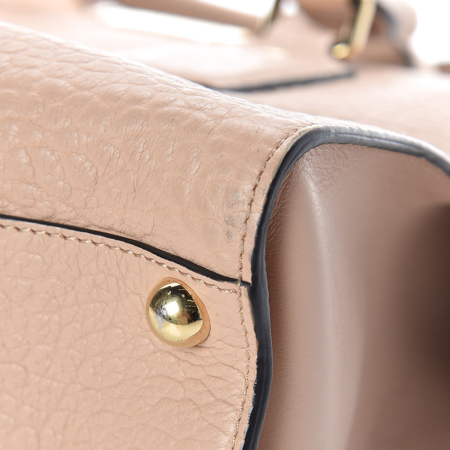 Signature Grain Medium Clifton Bag Pale Apricot