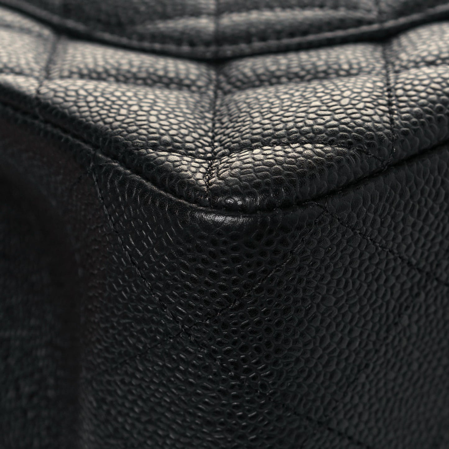 Caviar Quilted Jumbo Single Flap Black