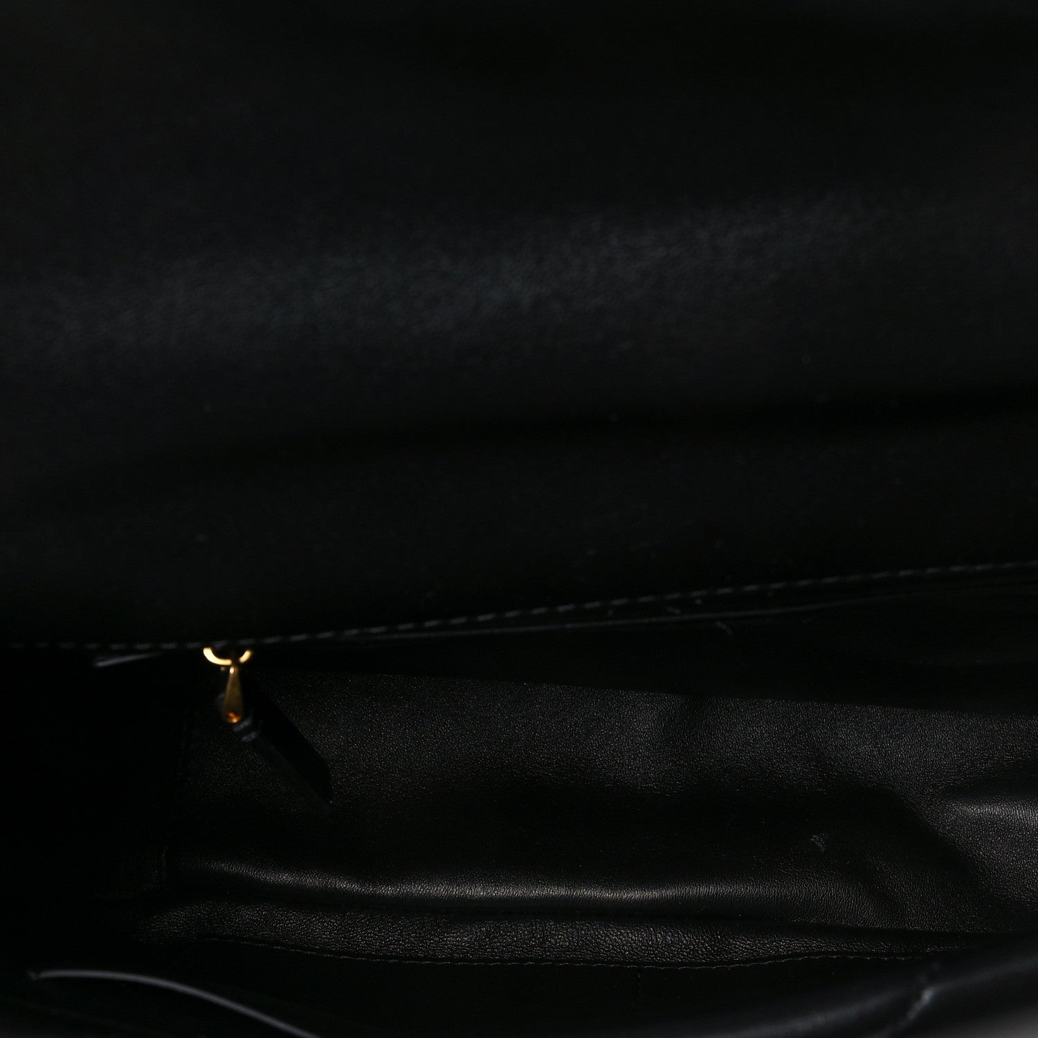 Valentino Garavani Nappa Large Roman Stud Shoulder Bag Black 4 of 6