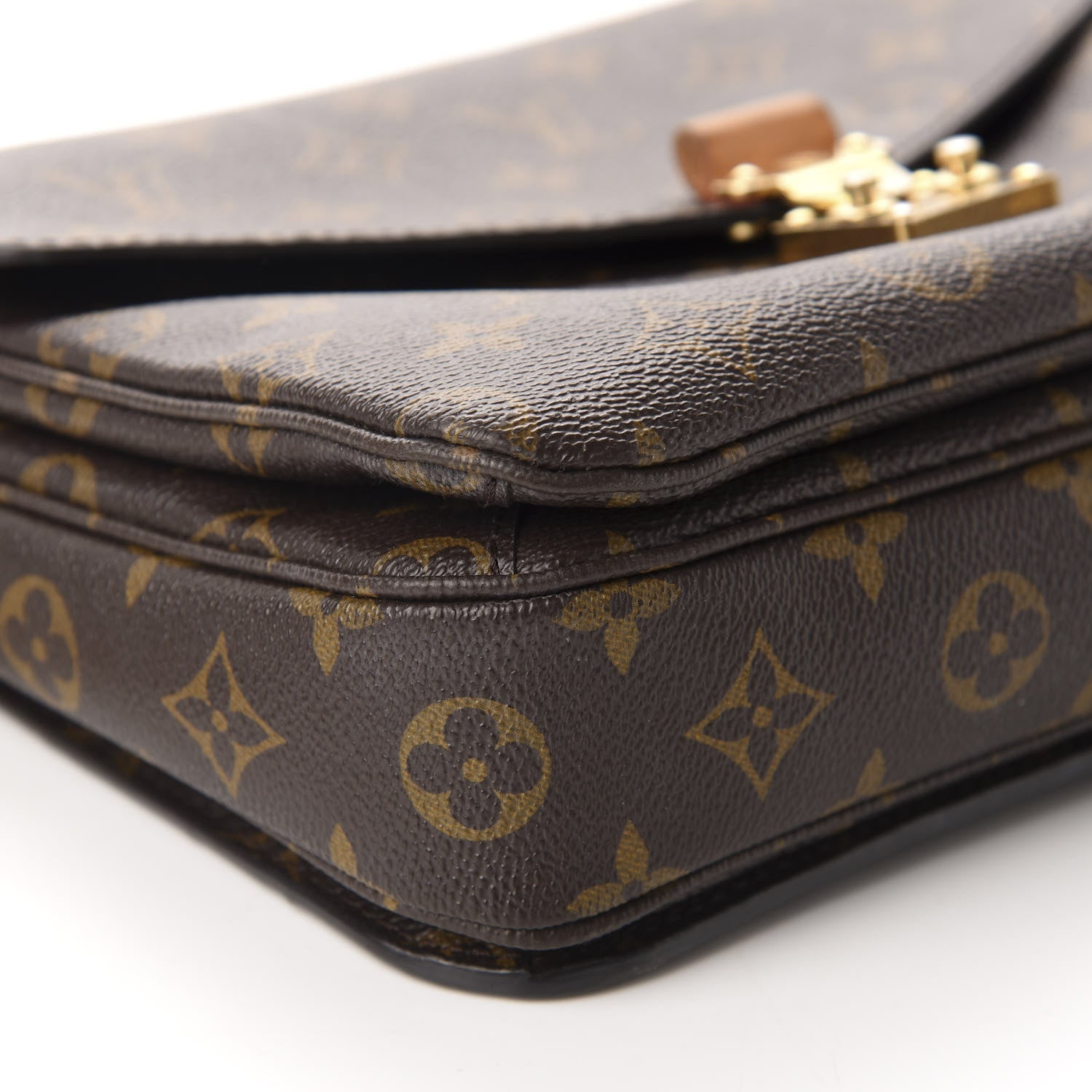 Louis Vuitton Monogram Pochette Metis 6 of 18