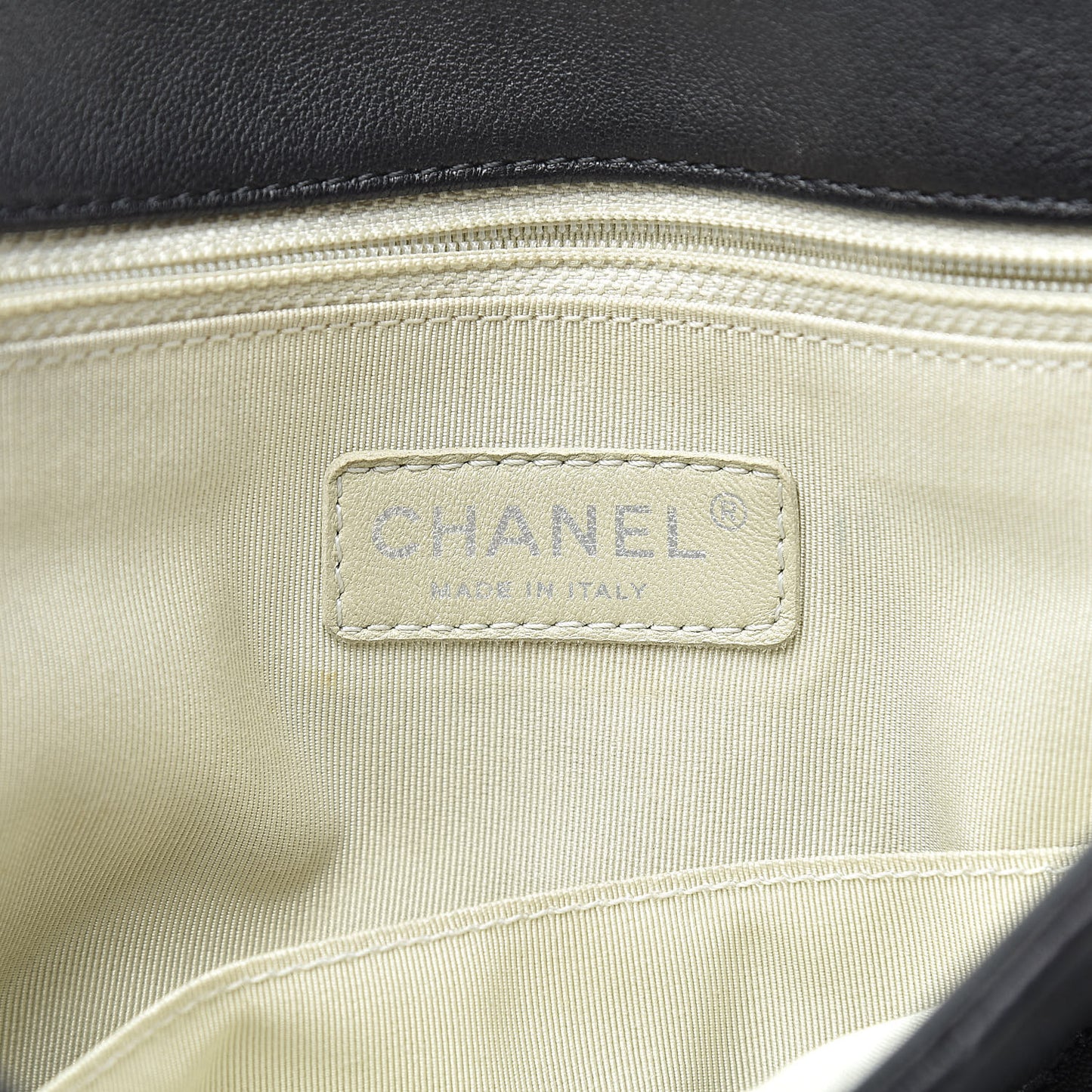 Washed Lambskin Quilted Maxi Chain Around Flap Black