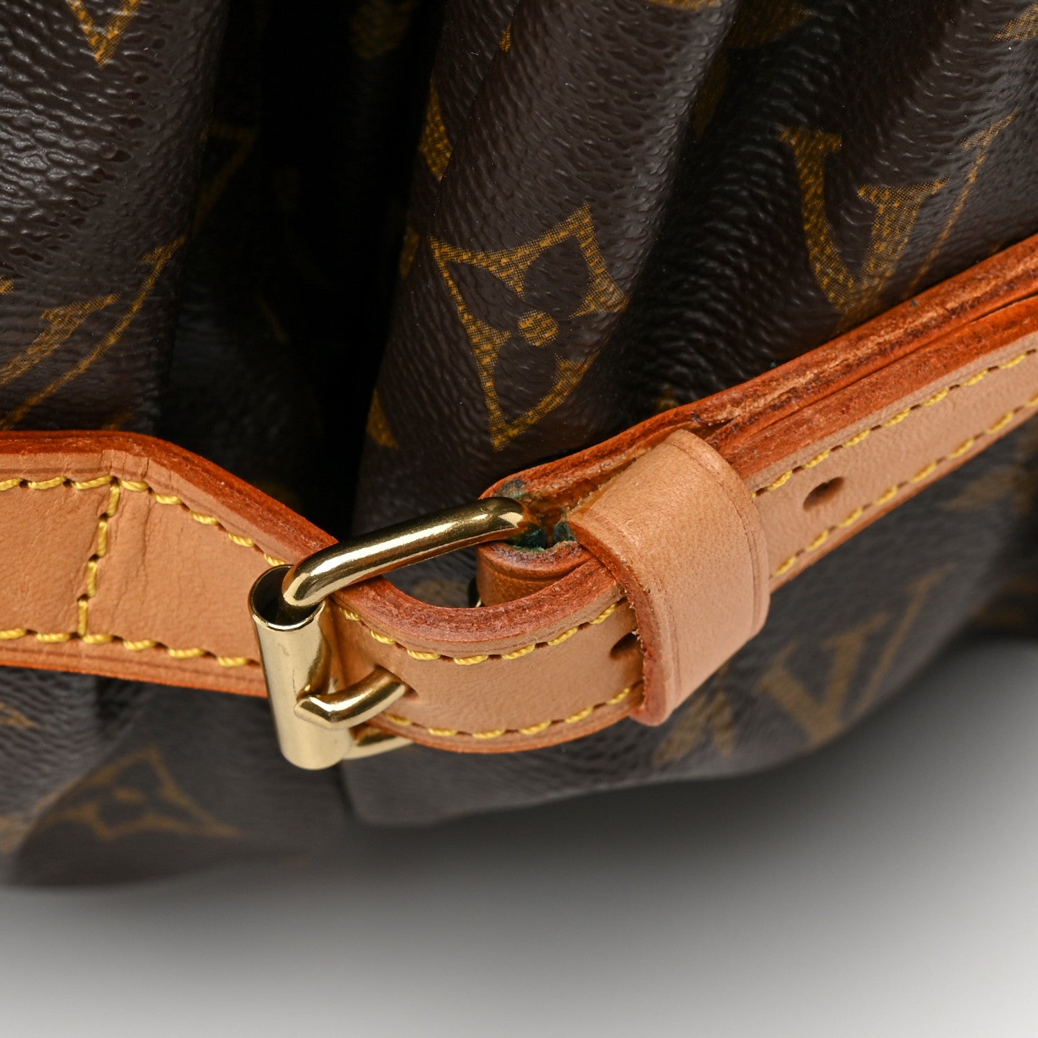 Louis Vuitton Monogram Saumur 35 11 of 11