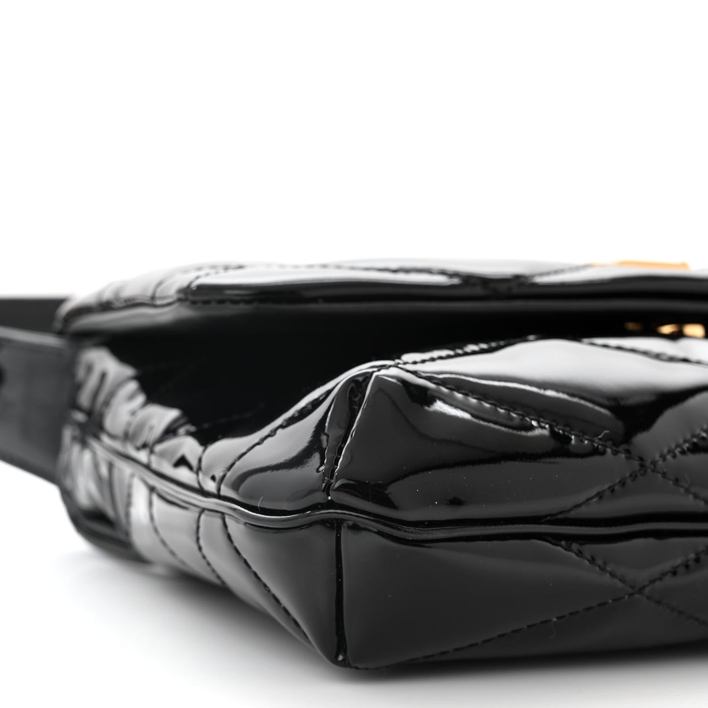 Patent Quilted Le 57 Diamond Shoulder Bag Black