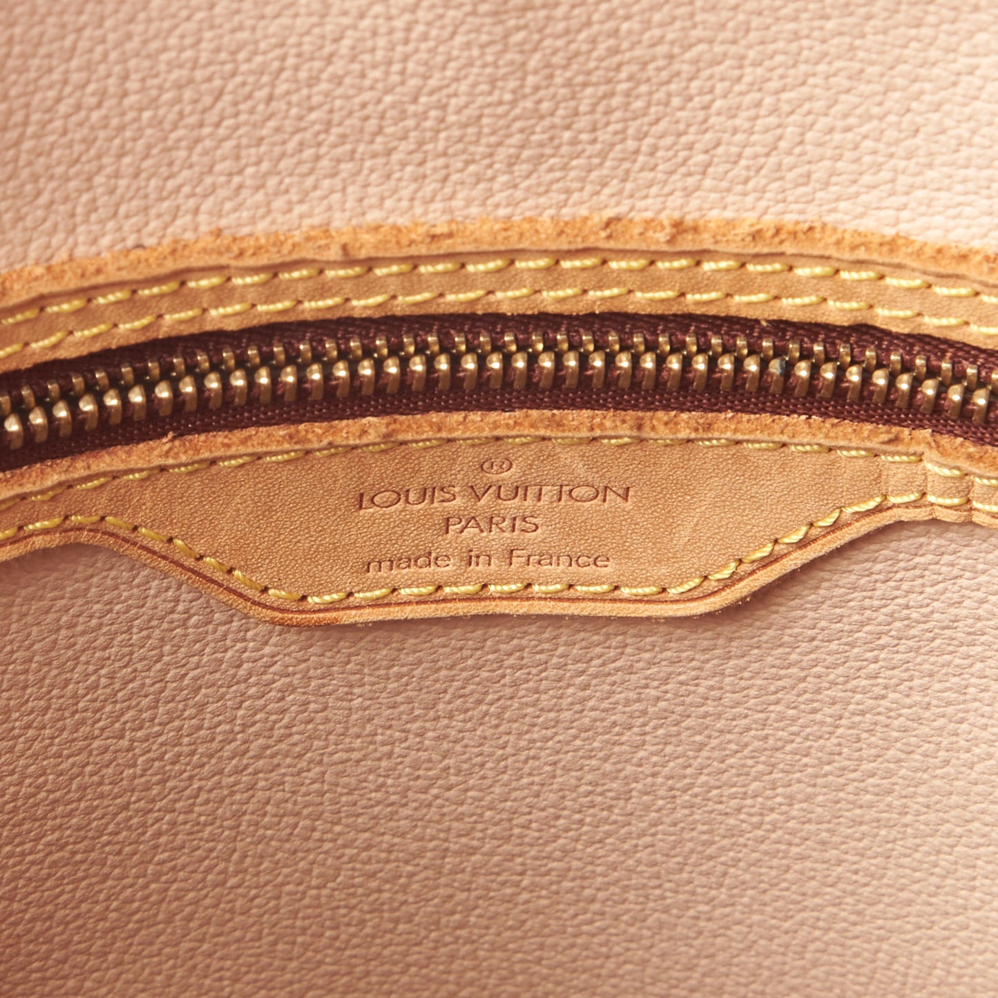 Monogram Bucket 27