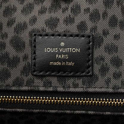 Louis Vuitton Monogram Giant Wild At Heart Onthego GM Arizona 6 of 9