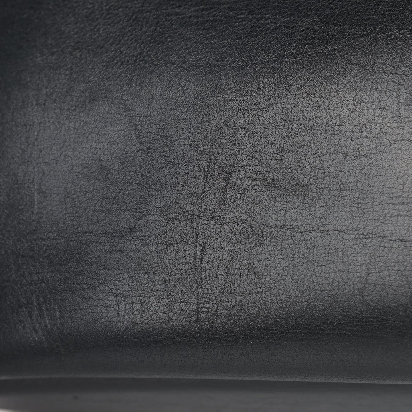 Smooth Calfskin Blade Flap Black