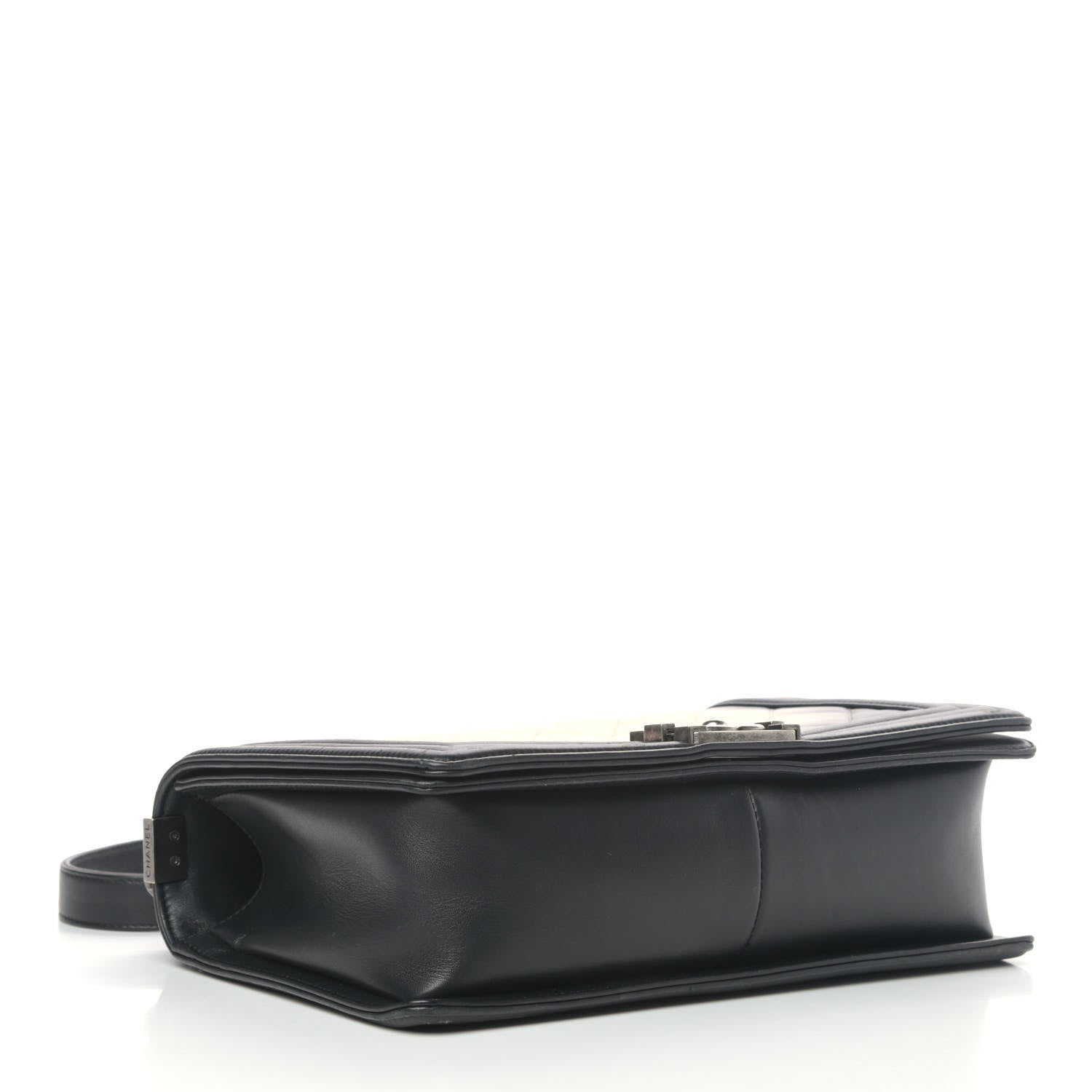 Chanel Calfskin Ombre Quilted New Medium Boy Flap Black Beige 3 of 8