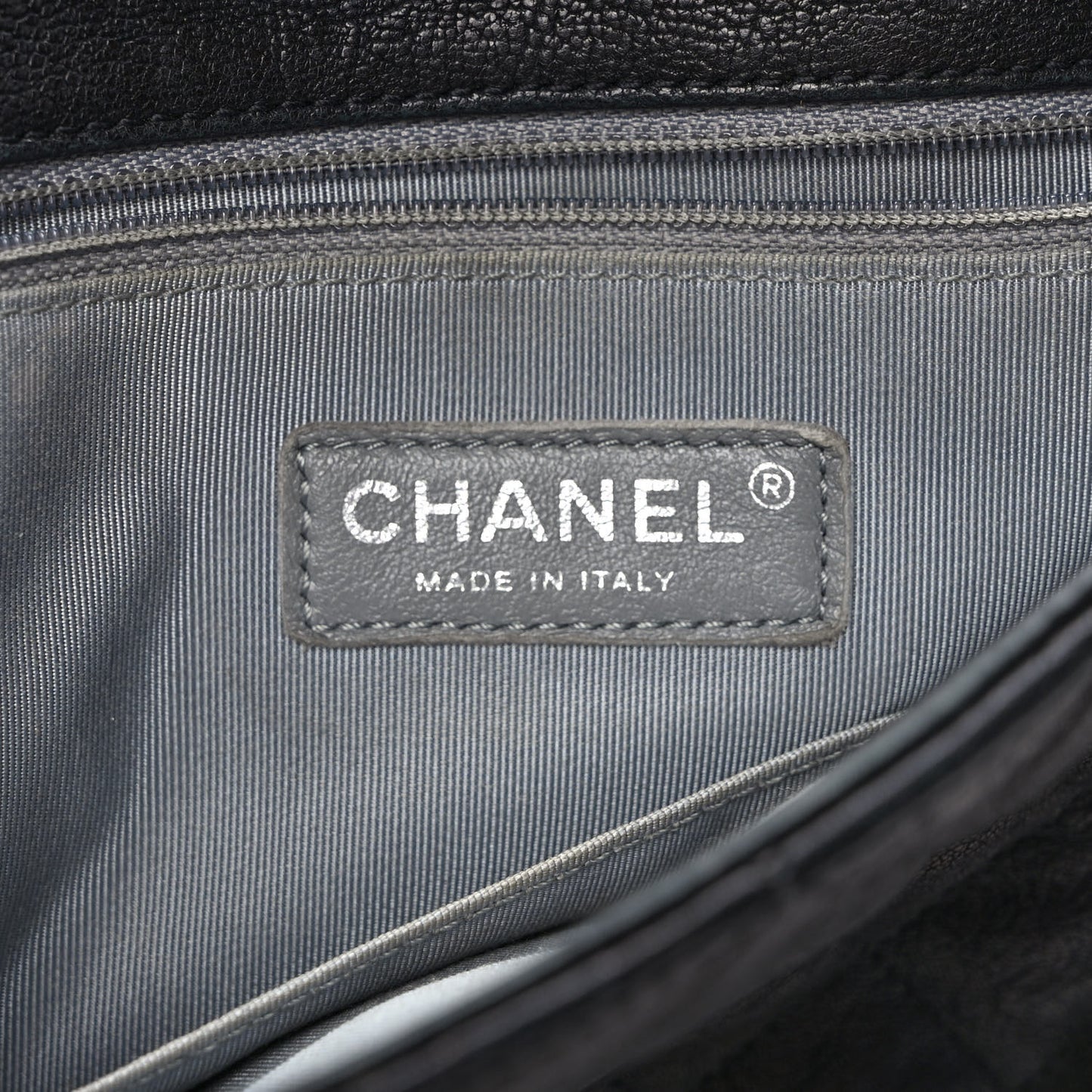Washed Lambskin Quilted Maxi Chain Around Flap Black