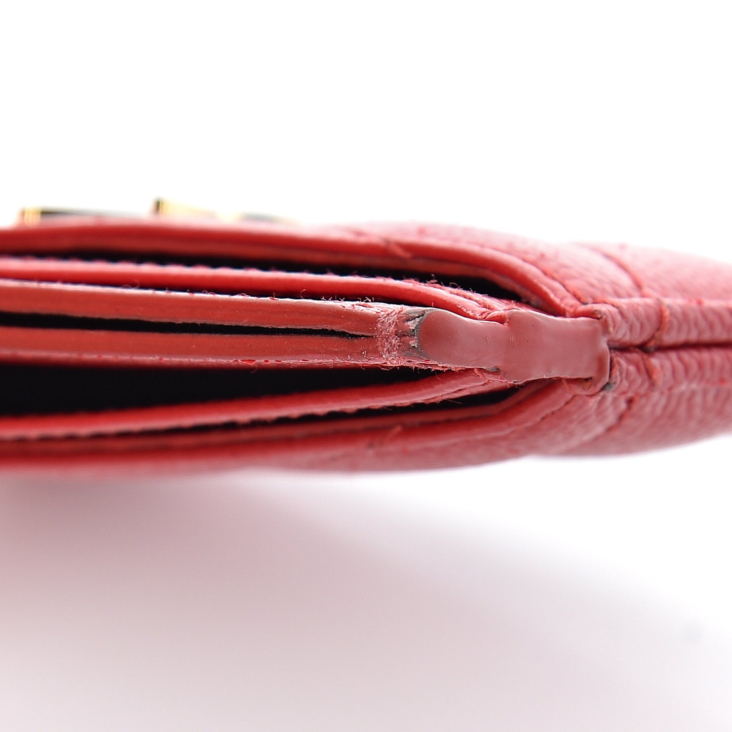 Grain De Poudre Matelasse Chevron Monogram Credit Card Case Bandana Red