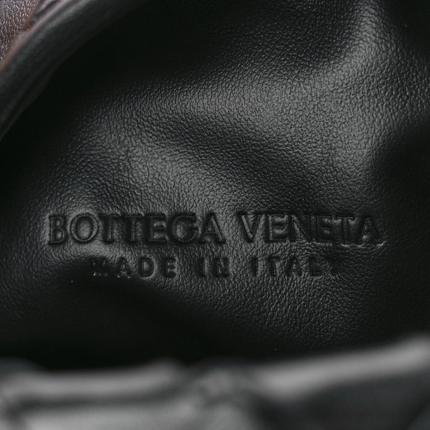 Calfskin Intrecciato Mini Hop Black