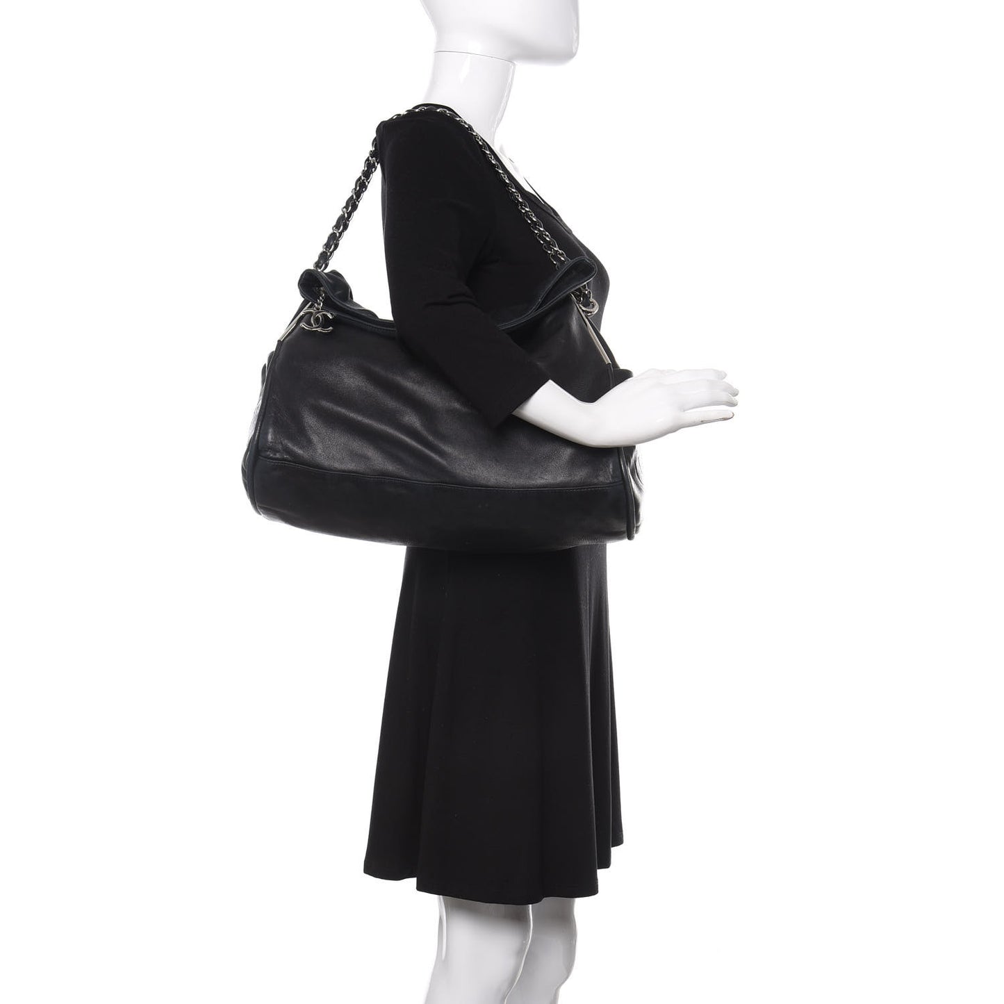 Lambskin Ultimate Soft Hobo Black