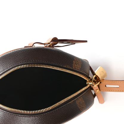 Louis Vuitton Reverse Monogram Giant Boite Chapeau Souple 4 of 4