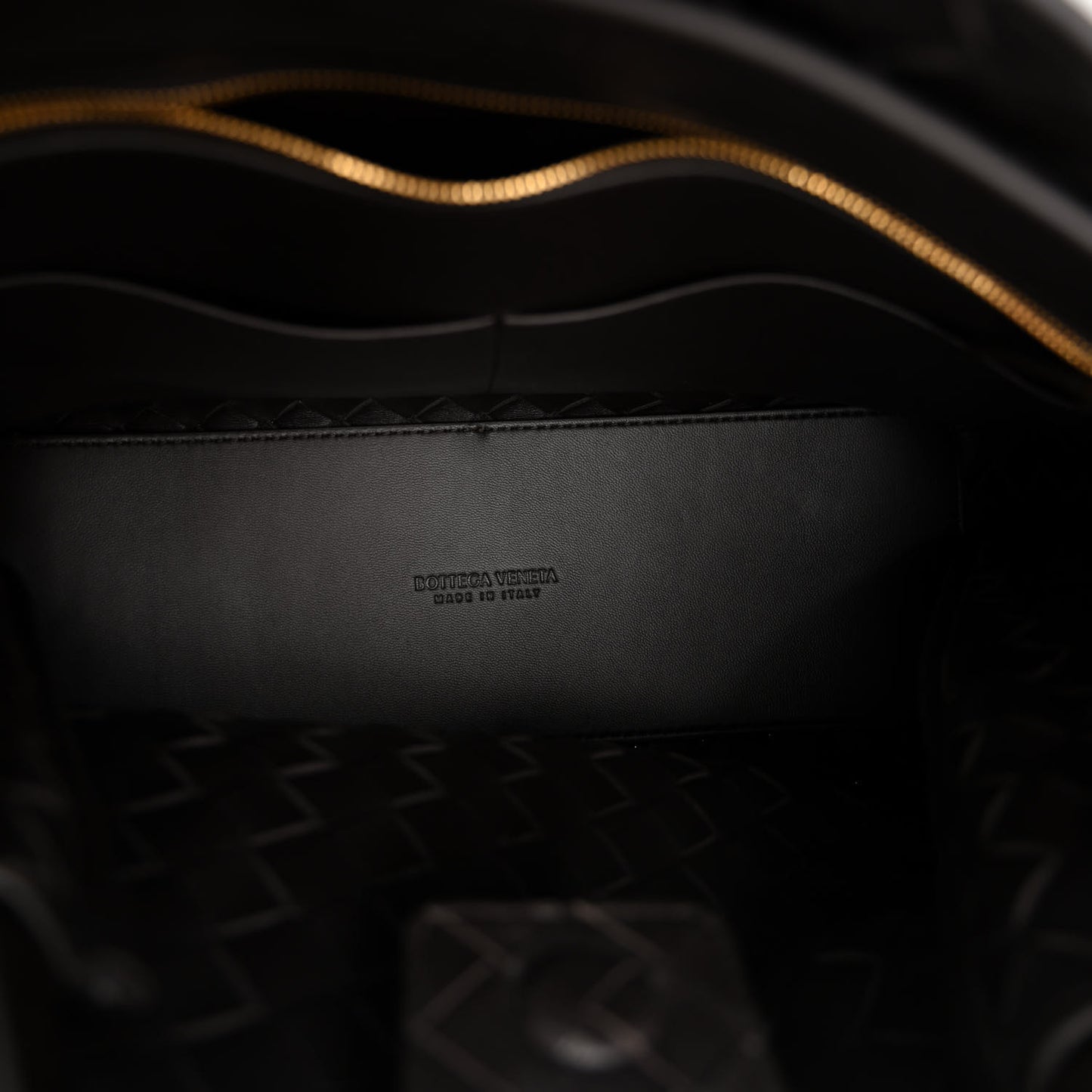 BOTTEGA VENETA Nappa Intrecciato Medium Andiamo Shoulder Bag Fondant