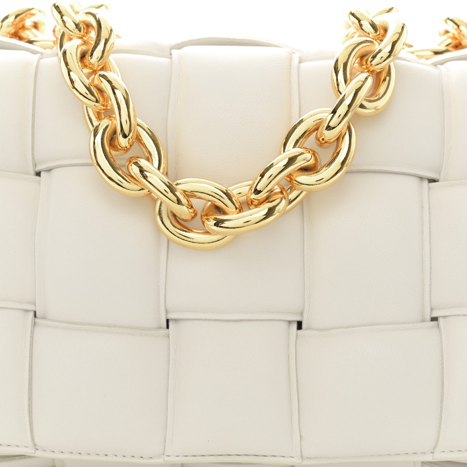 Bottega Veneta Lambskin Maxi Intreccio Padded Chain Cassette Crossbody Bag White 8 of 12