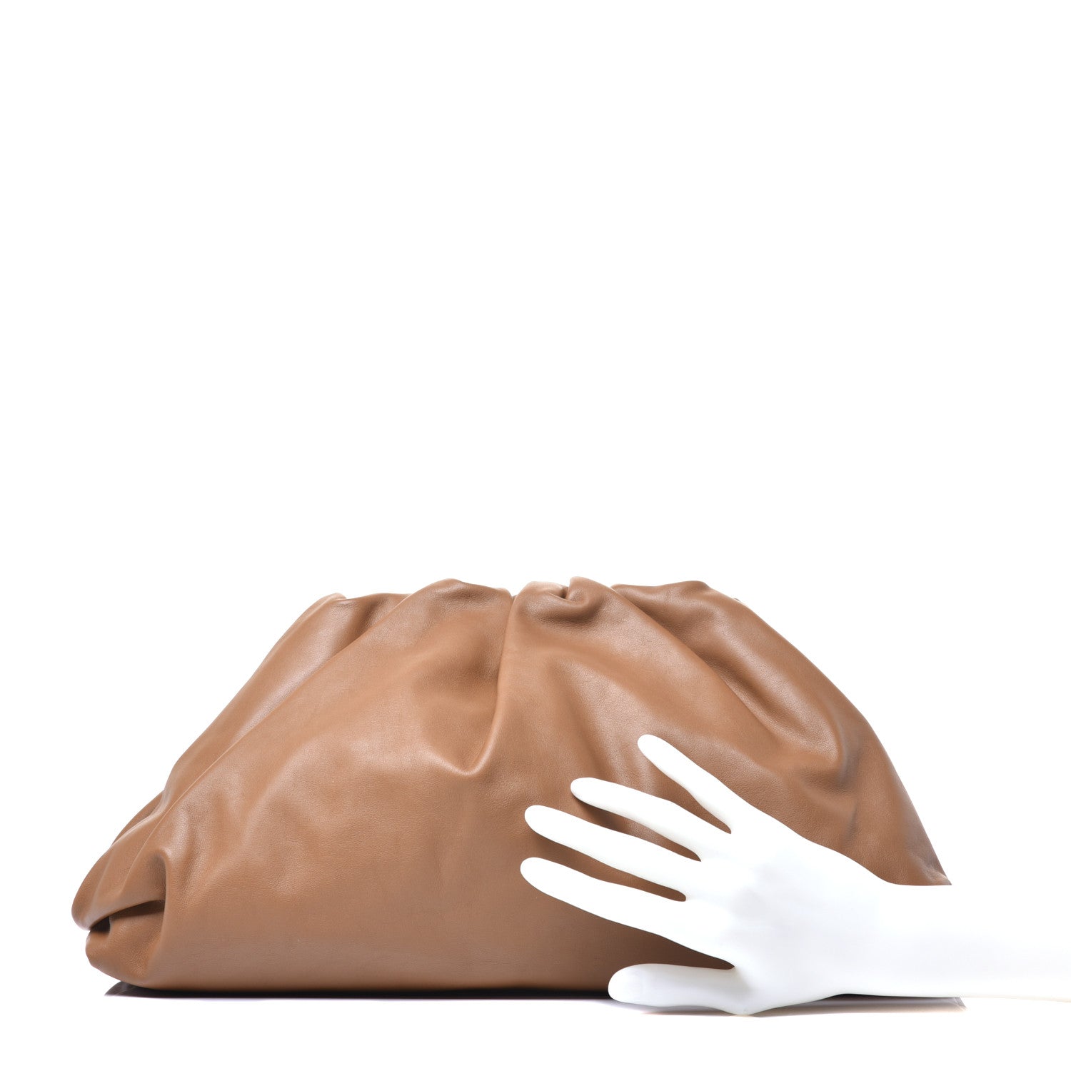 Bottega Veneta Smooth Butter Calf The Pouch Oversized Clutch Cammello 2 of 8