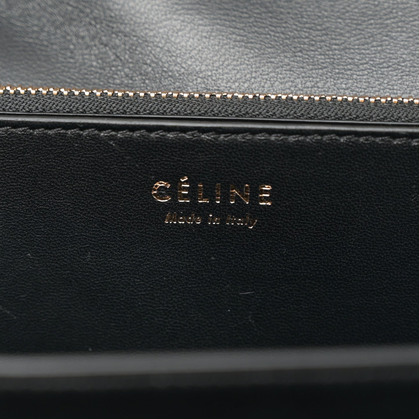 Stingray Medium Classic Box Flap Bag Black