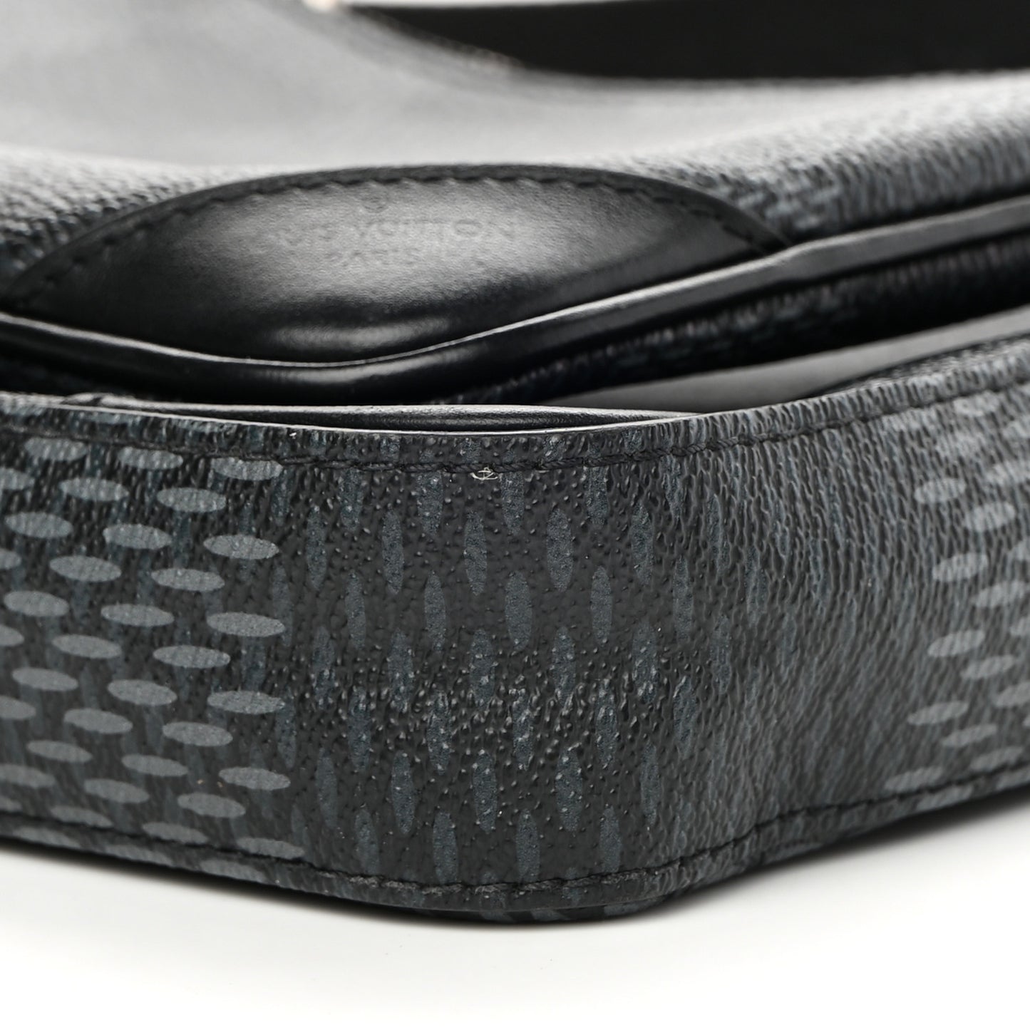 Damier Graphite 3D Trio Messenger