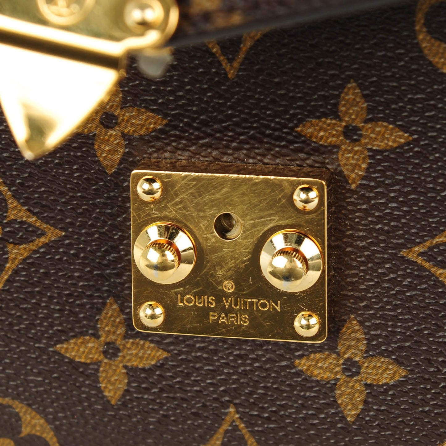 Monogram Pochette Metis