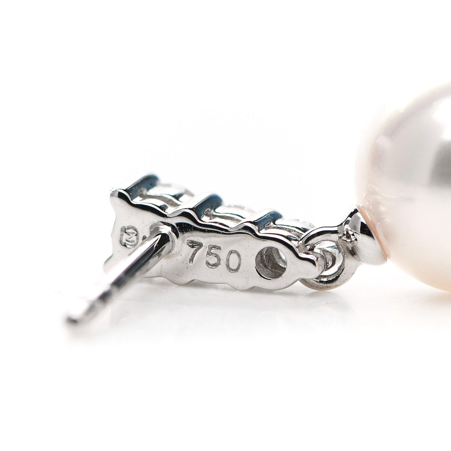 18K White Gold Diamond Akoya Pearl 8mm Morning Dew Earrings