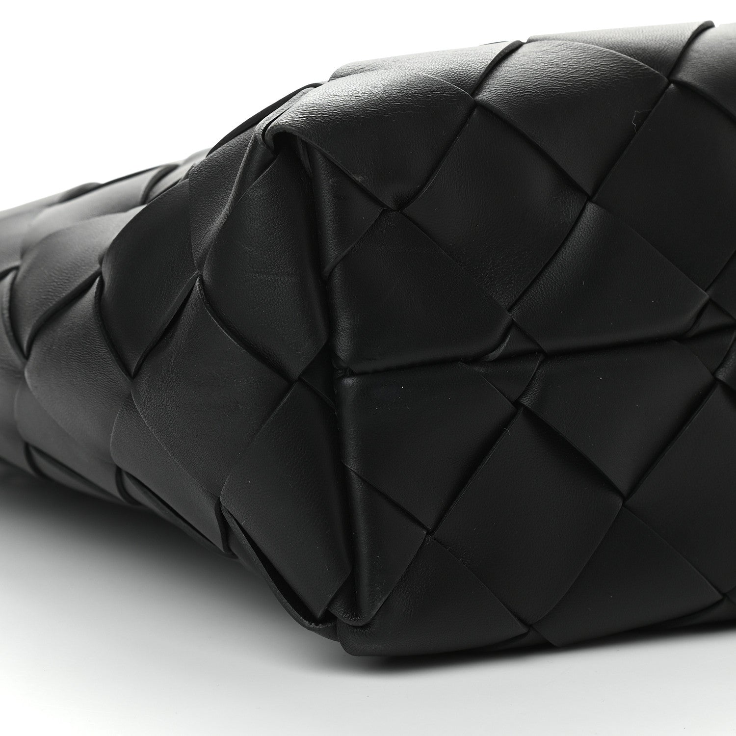 Bottega Veneta Nappa Maxi Cabat 30 Black 7 of 8