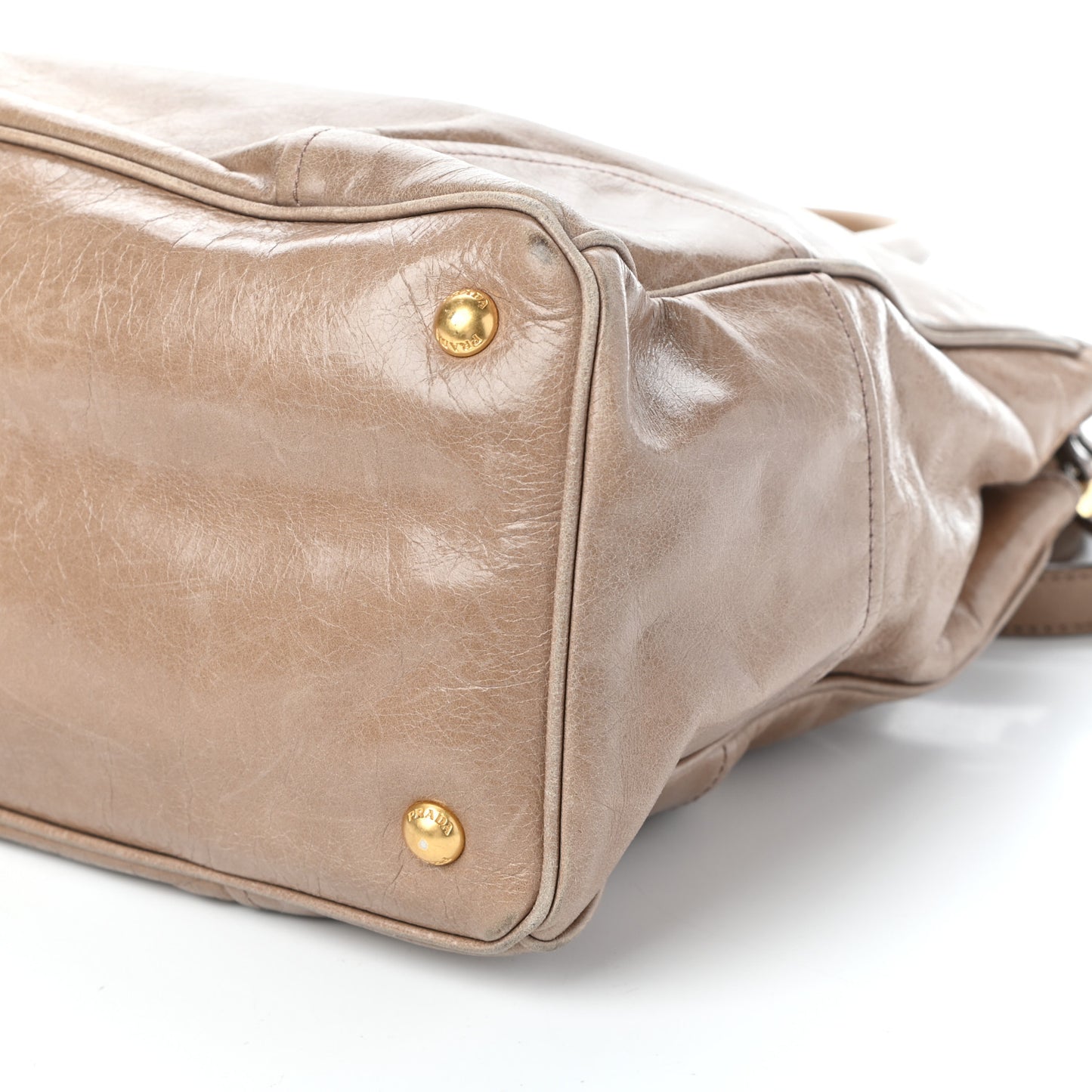 Vitello Shine Shopping Satchel Argilla