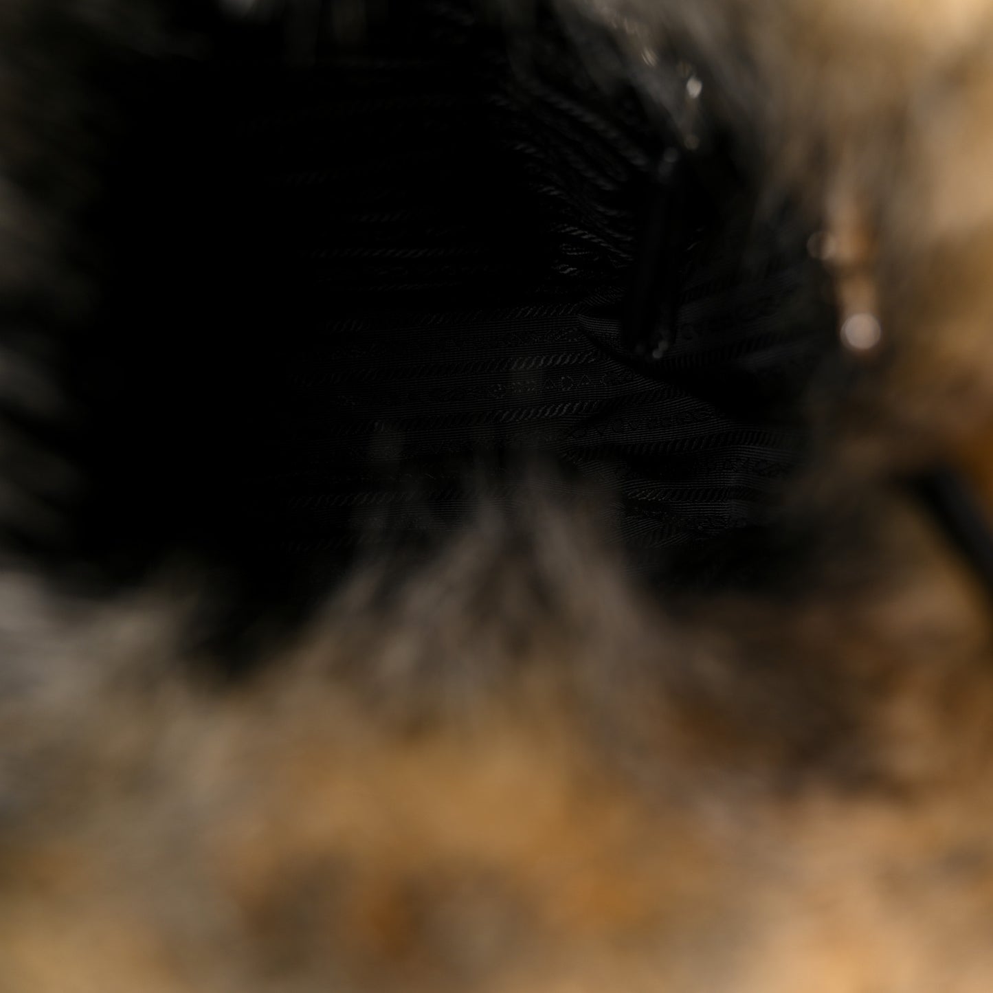 Aspen Vitello Faux Fur Tote Crema Black