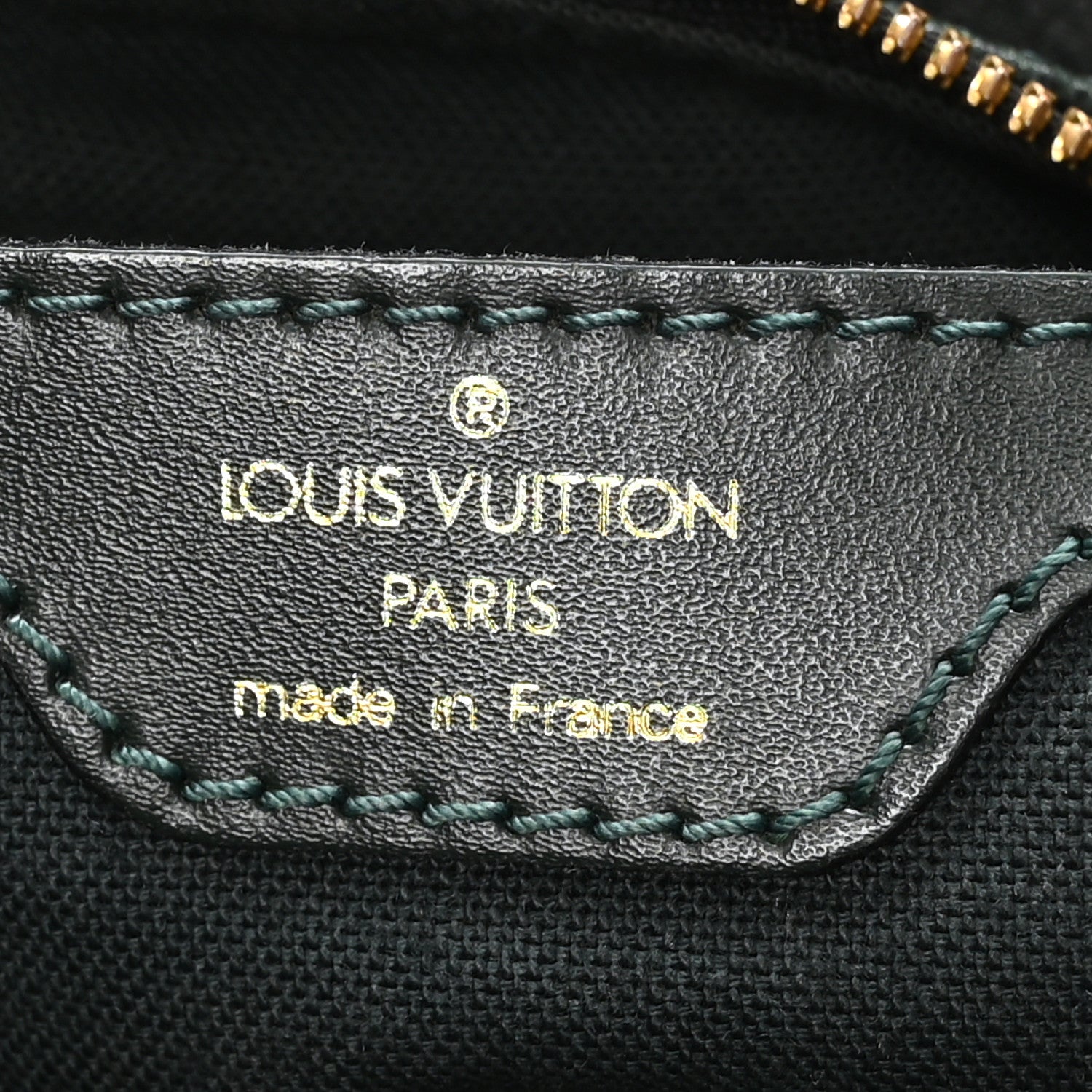 Louis Vuitton Taiga Reporter Messenger Epicea 5 of 10