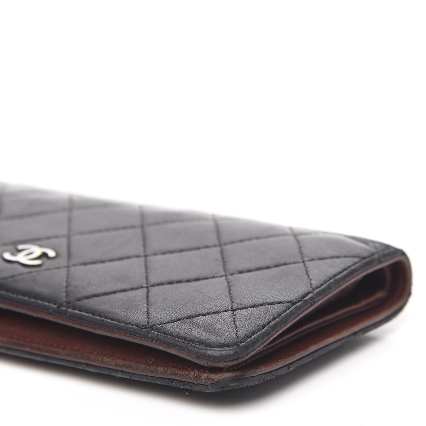 Lambskin Quilted Yen Wallet Black