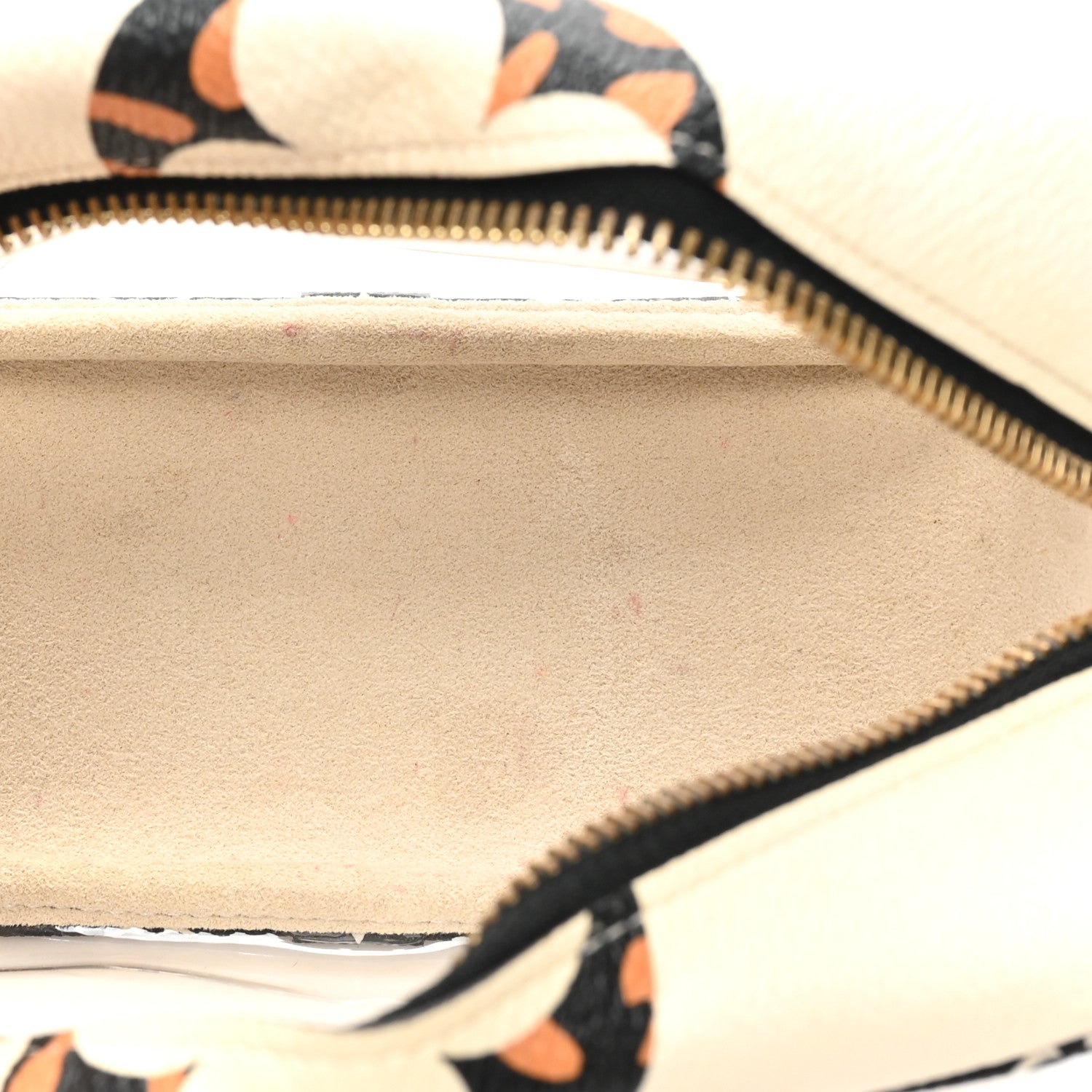 Louis Vuitton Monogram Giant Jungle Beach Pouch Ivory 5 of 13