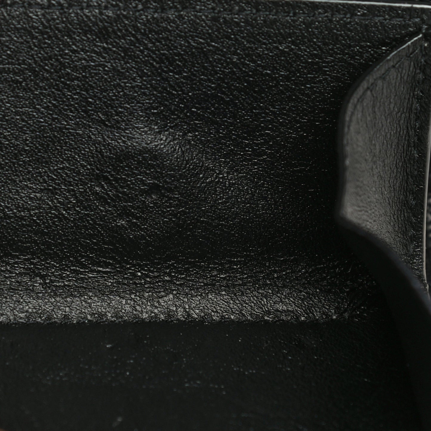 Grain De Poudre Matelasse Chevron Monogram Compact Zip Around Wallet Black