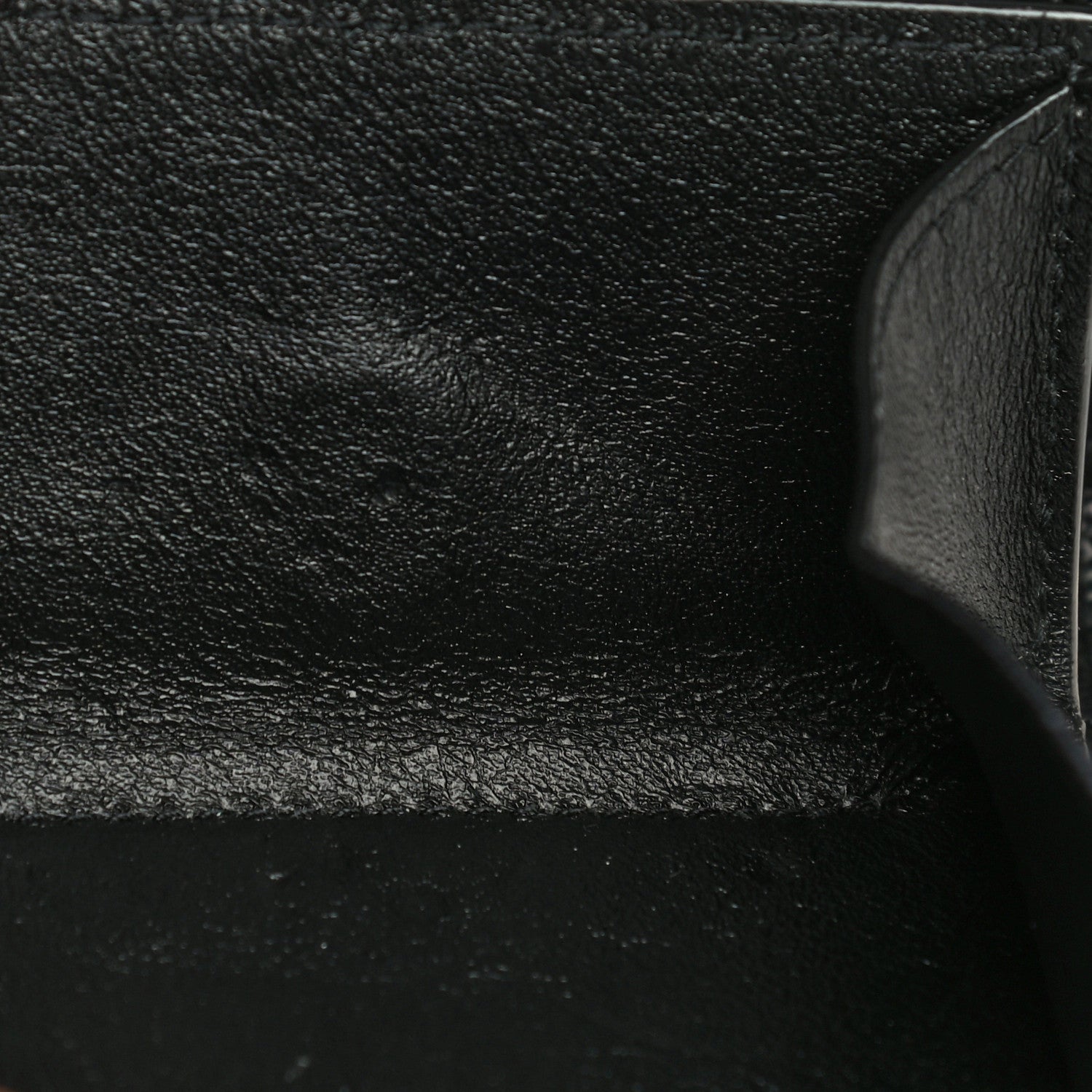Saint Laurent Grain De Poudre Matelasse Chevron Monogram Compact Zip Around Wallet Black 13 of 21