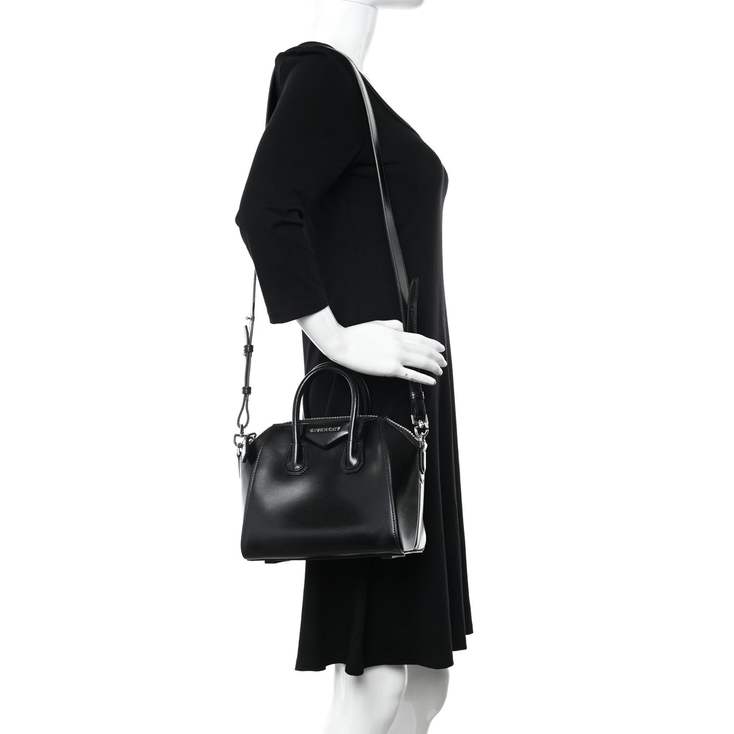 Shiny Lord Calfskin Mini Antigona Black
