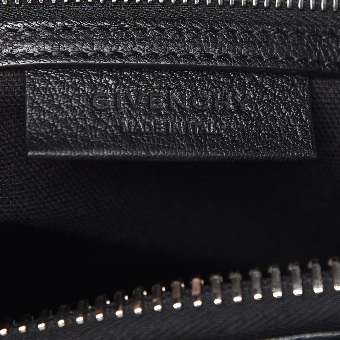 Sugar Goatskin Small Antigona Black