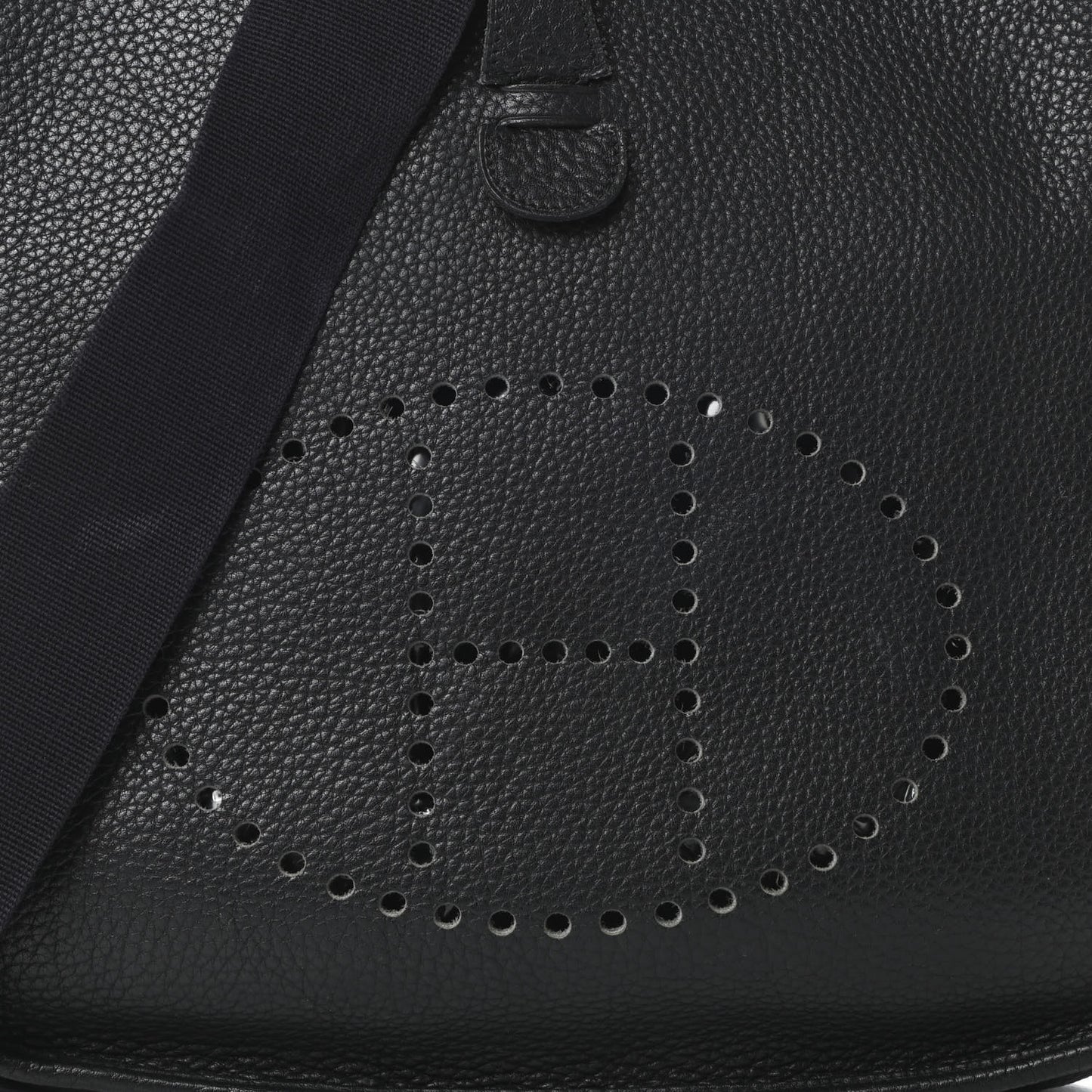 Taurillon Clemence Evelyne GM Black
