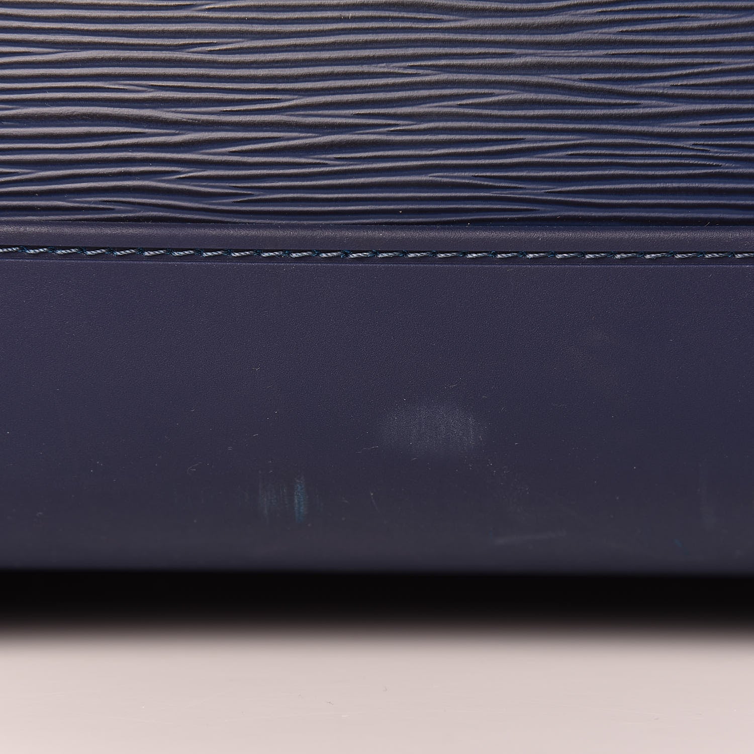 Louis Vuitton Epi Pegase 50 Indigo 19 of 20