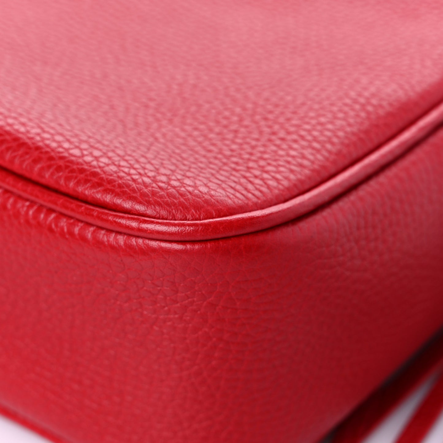 Pebbled Calfskin Small Soho Disco Bag Tabasco Red