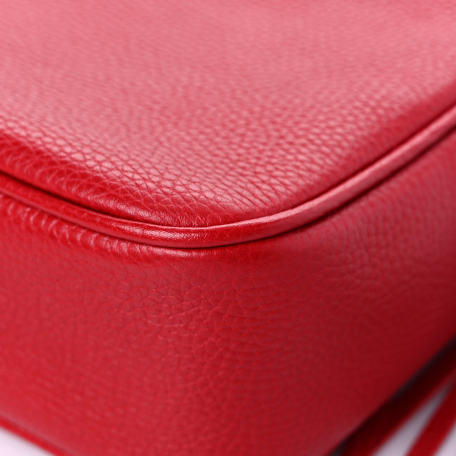 Gucci Pebbled Calfskin Small Soho Disco Bag Tabasco Red 12 of 17