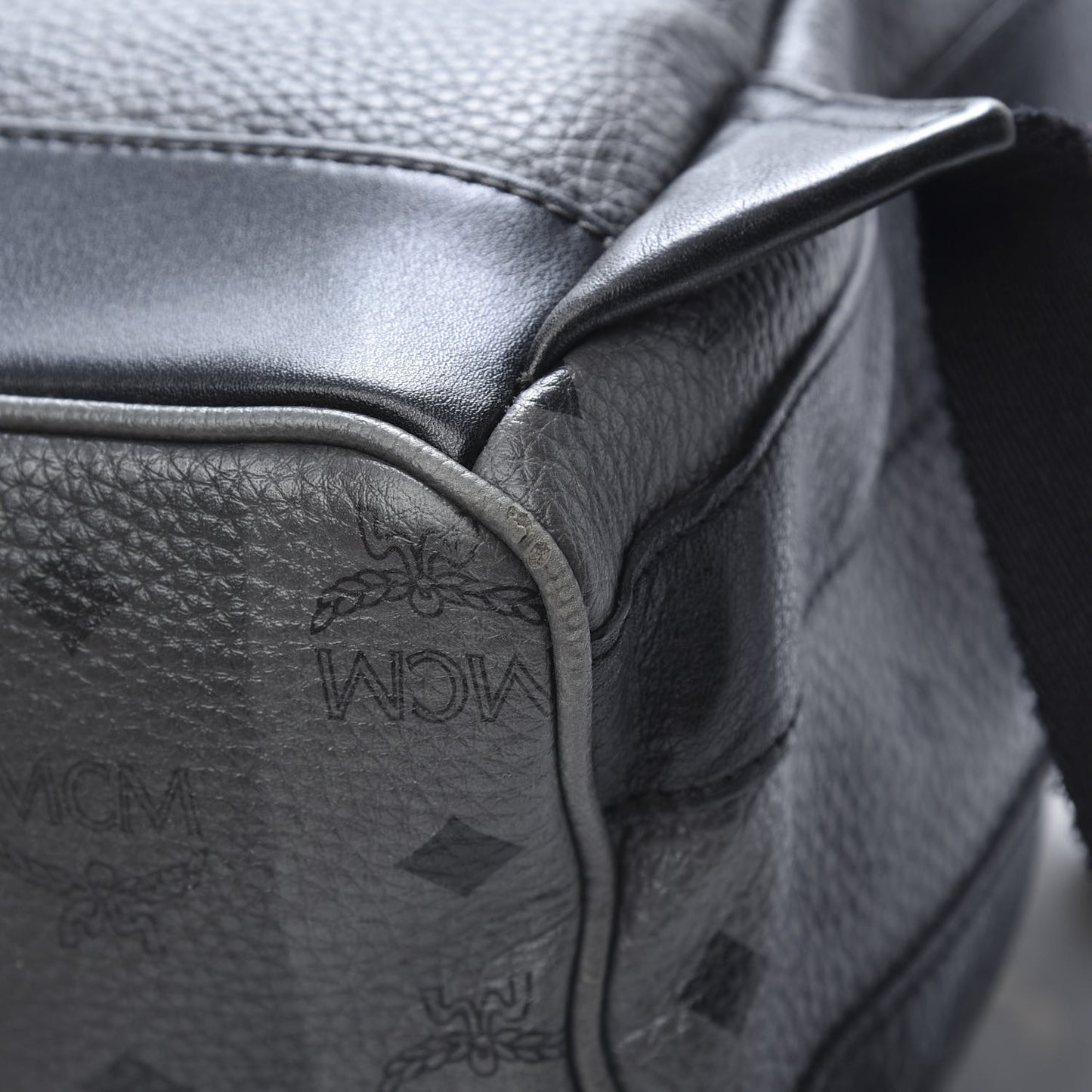 Striped Visetos Studded Medium Stark M Backpack Black Phantom Grey