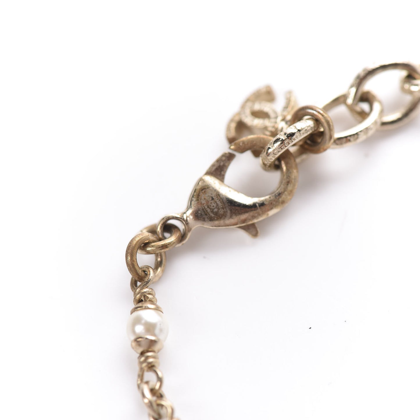 Metal Resin Pearl Star CC Necklace Gold