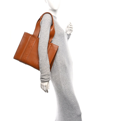 Chloe Calfskin Medium Woody Tote Caramel 2 of 10
