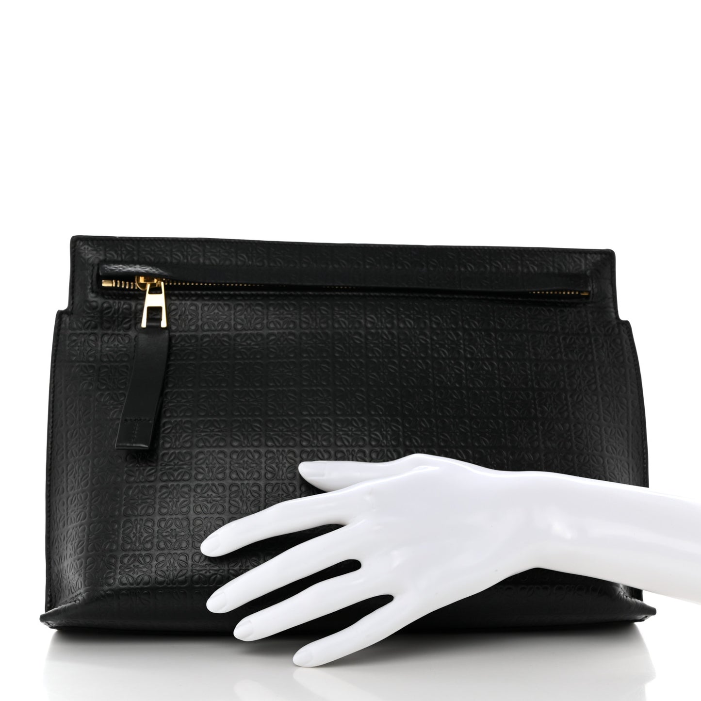 Calfskin Embossed Repeat T Pouch Black