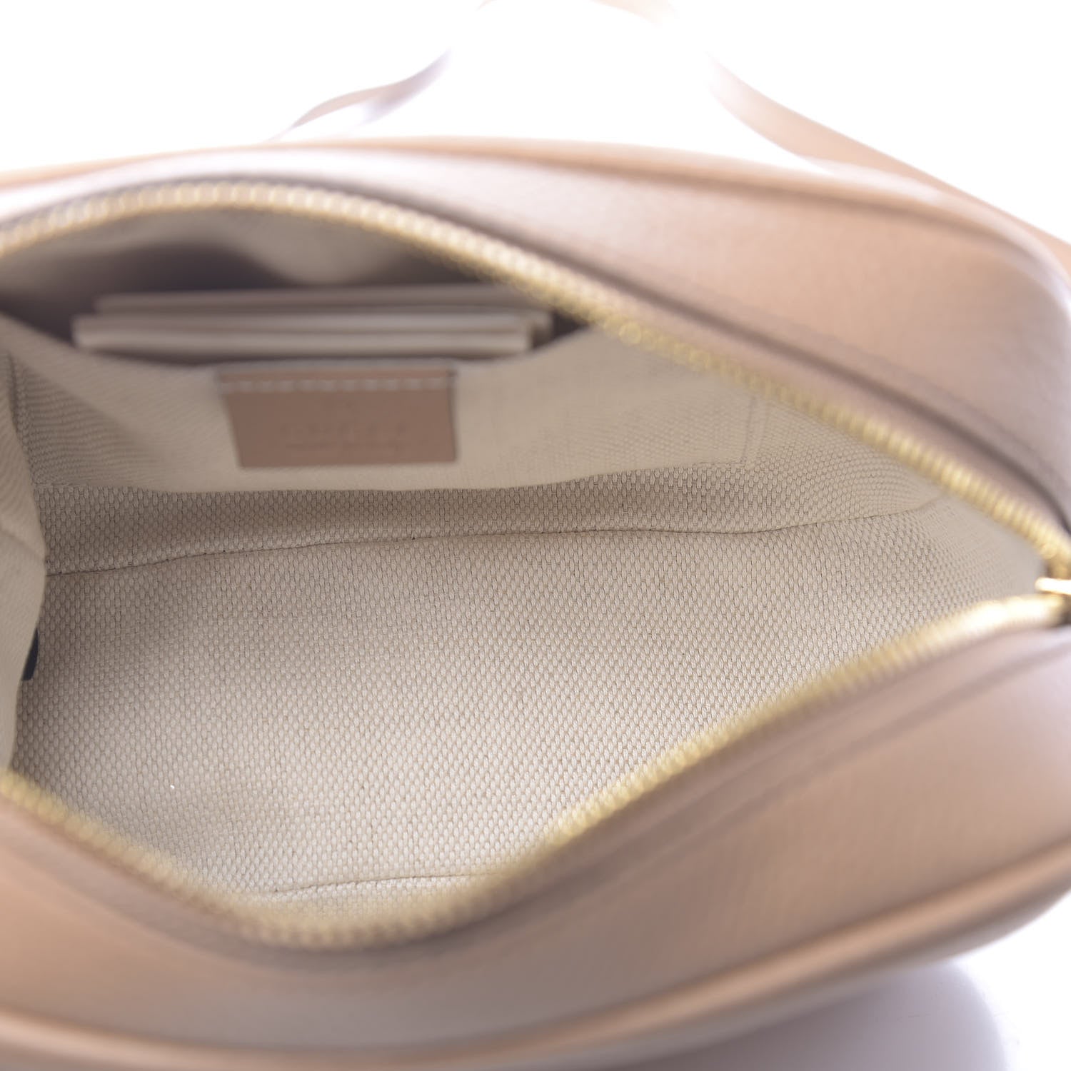 Gucci Pebbled Calfskin Small Soho Disco Bag Camelia 5 of 10