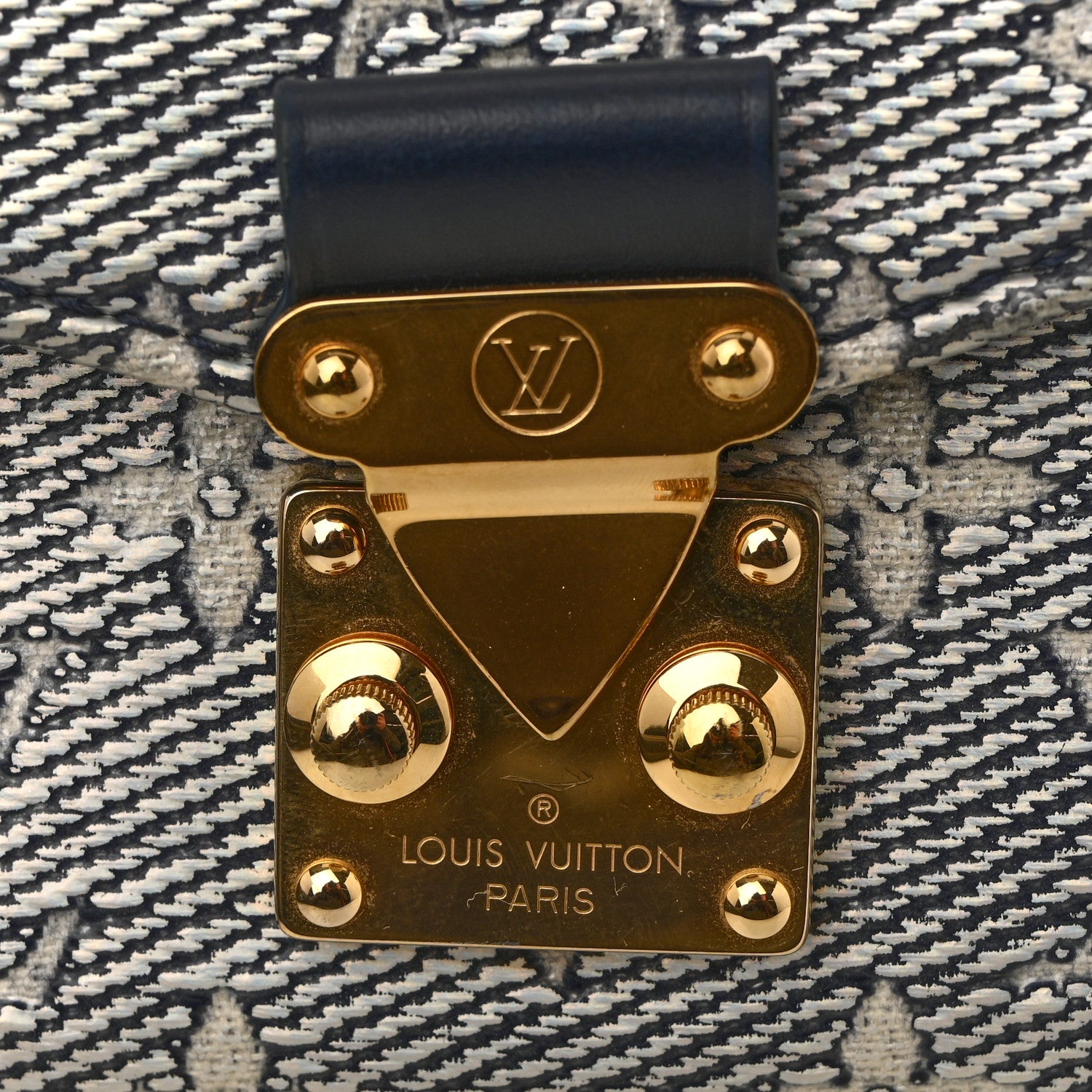 Louis Vuitton Monoglam Pochette Metis East West Blue 18 of 23
