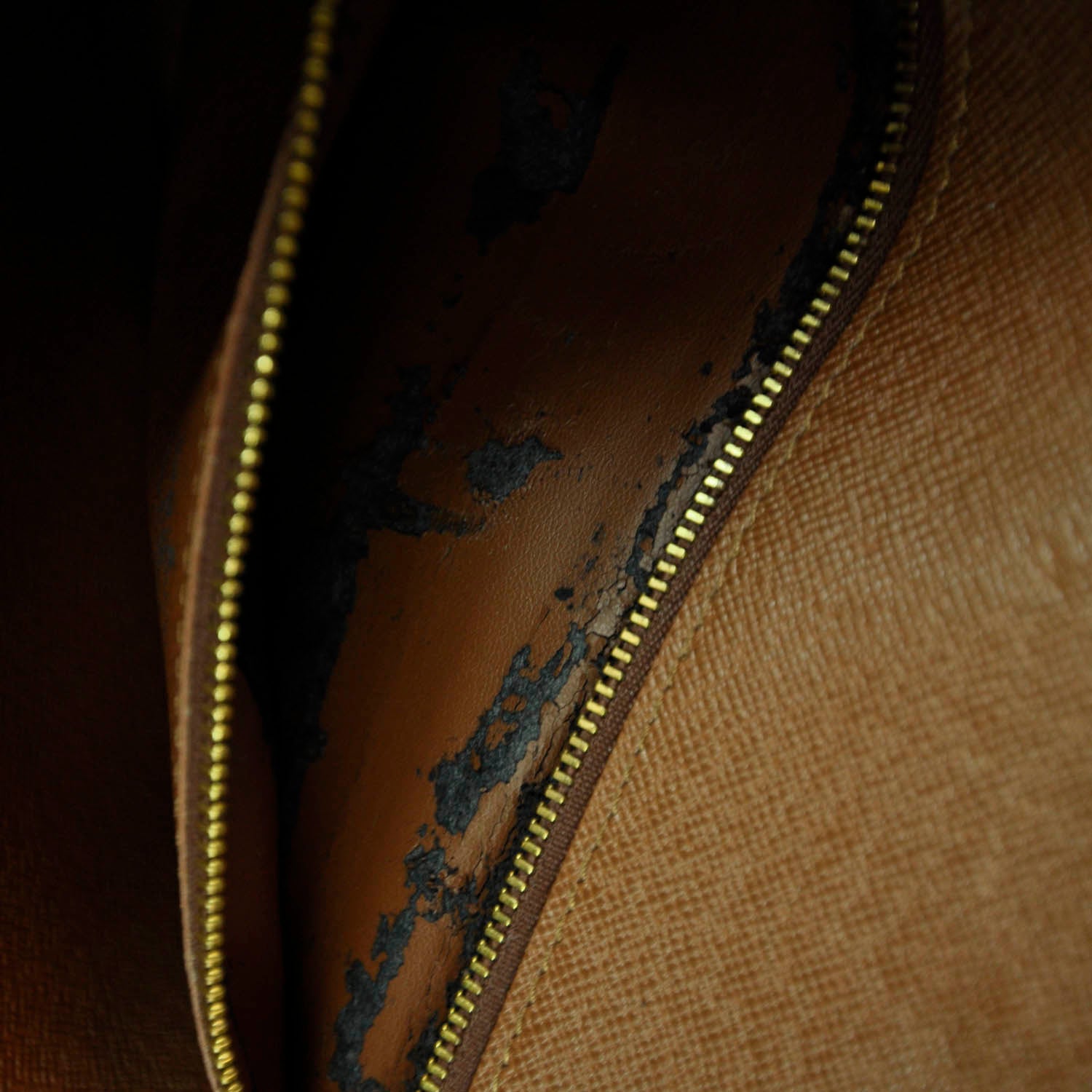 Louis Vuitton Monogram Pochette Bordeaux 10 of 12