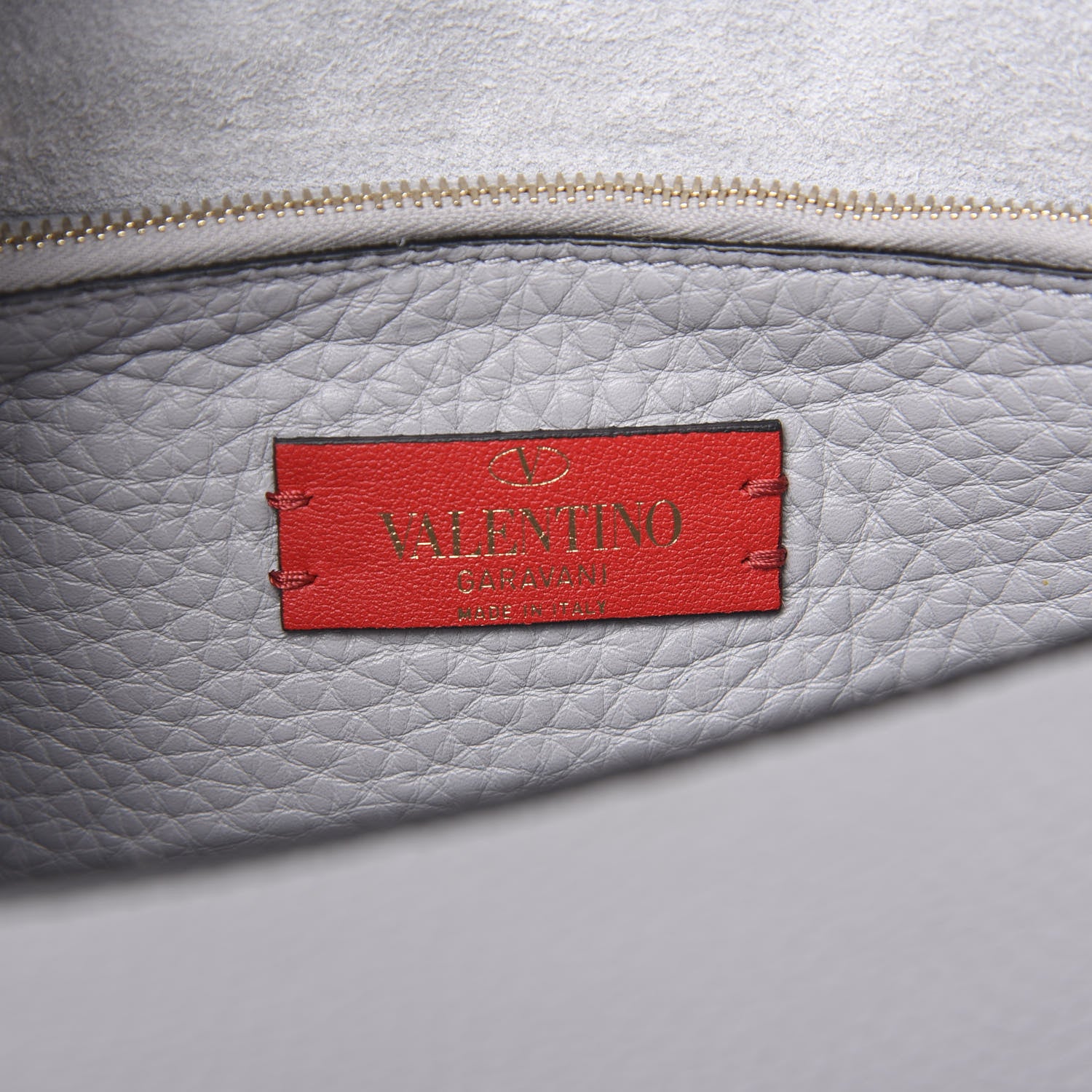 Valentino Garavani Pebbled Calfskin Rockstud Side Slip Crossbody Pastel Grey 5 of 8
